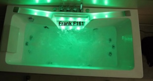 Гидромассажная ванна Frank F151 пристенная